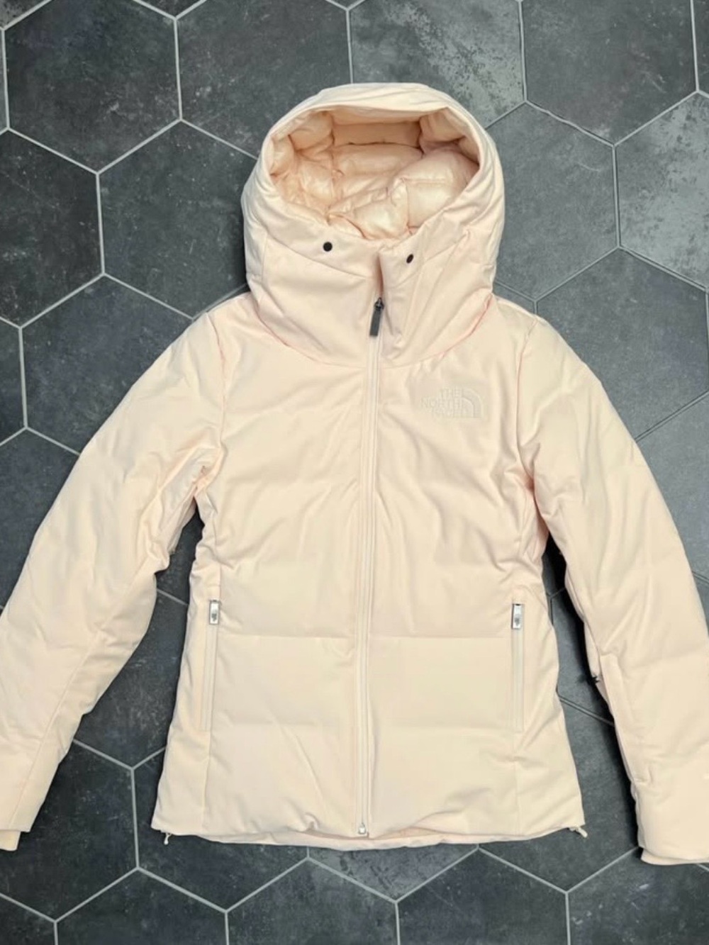 The North Face Women's Hooded Puffer Jacket